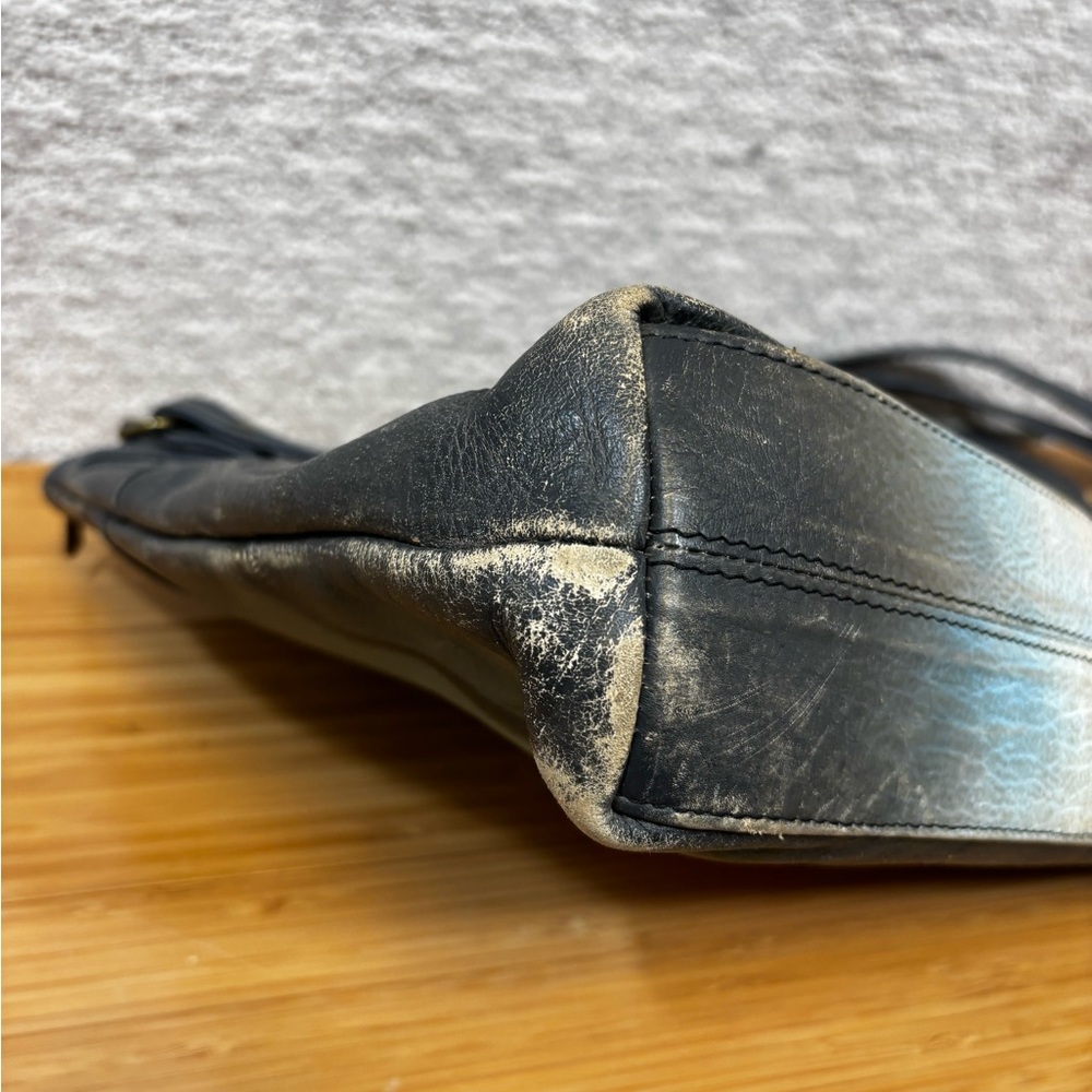 Anuschka Hand-Painted Cardinal Crossbody Bag - Picture 5 of 16